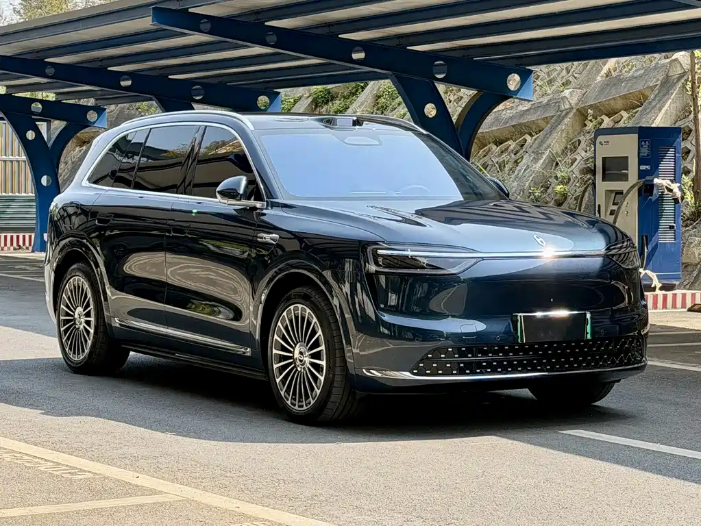 Wenjie M7 2026 extended range Max four-wheel drive version 5 seats купить на сайте DeffCars