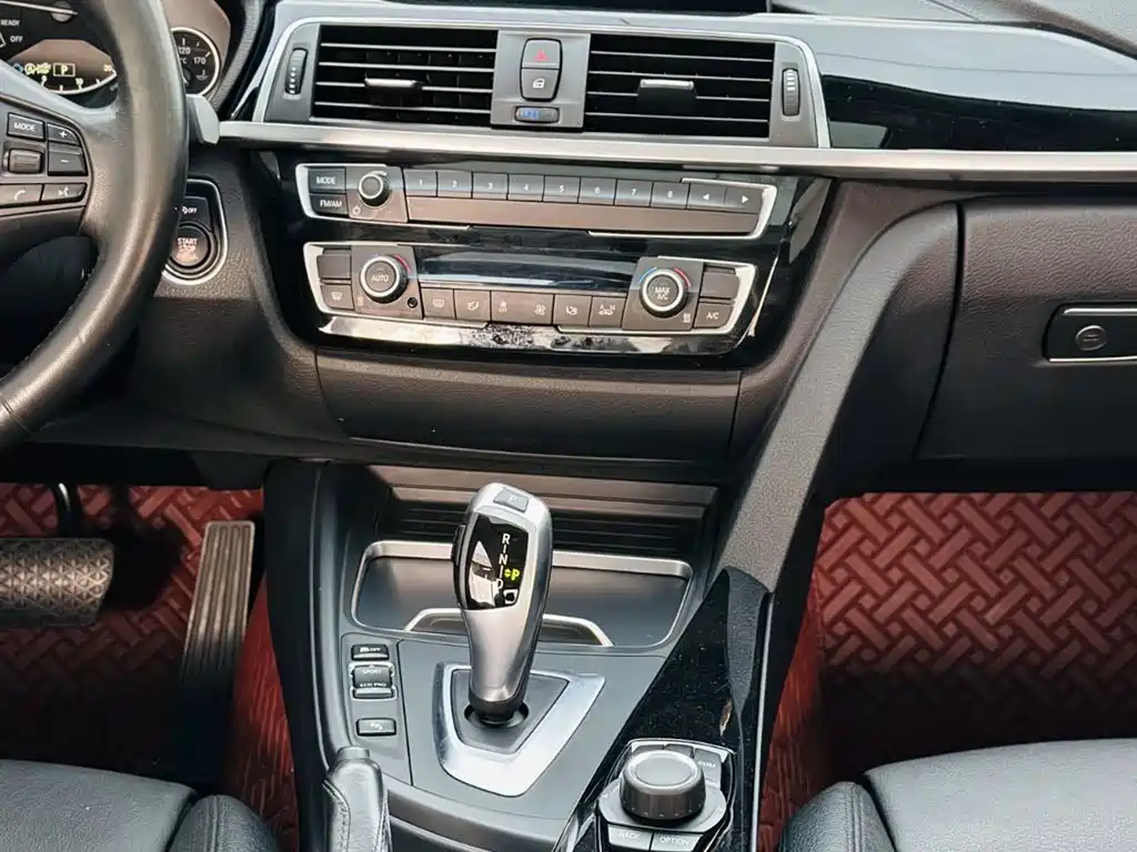 BMW 3 Series 2018 320Li Fashion Model купить на сайте DeffCars