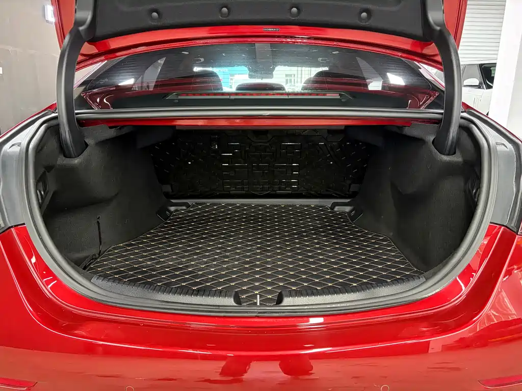 Mercedes-Benz C-Class 2022 C 200 L Sports Edition купить на сайте DeffCars