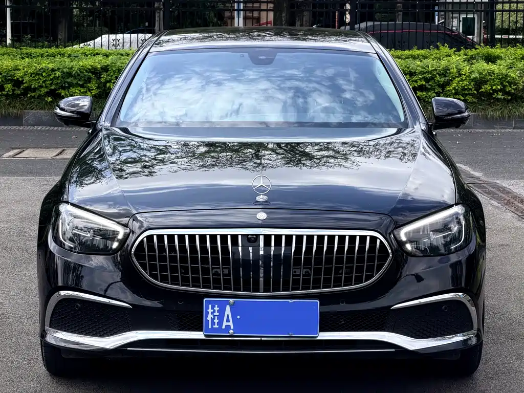 Mercedes-Benz E-Class 2023 E 300 L Luxury Model купить на сайте DeffCars