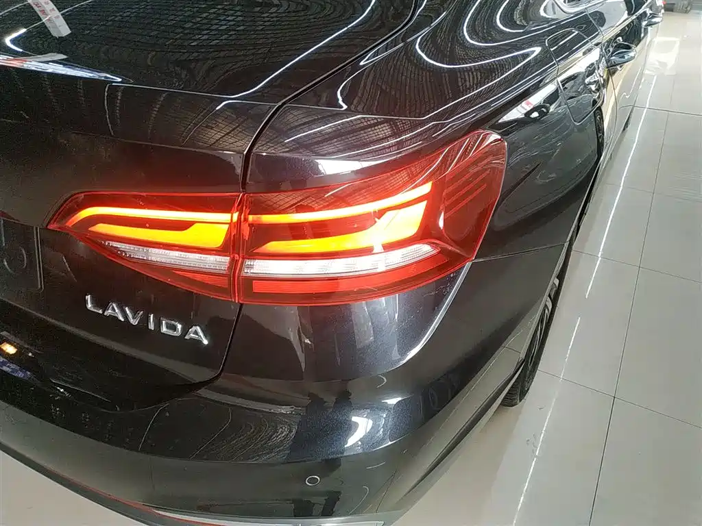 Lavida 2024 300TSI DSG Manyi Edition купить на сайте DeffCars