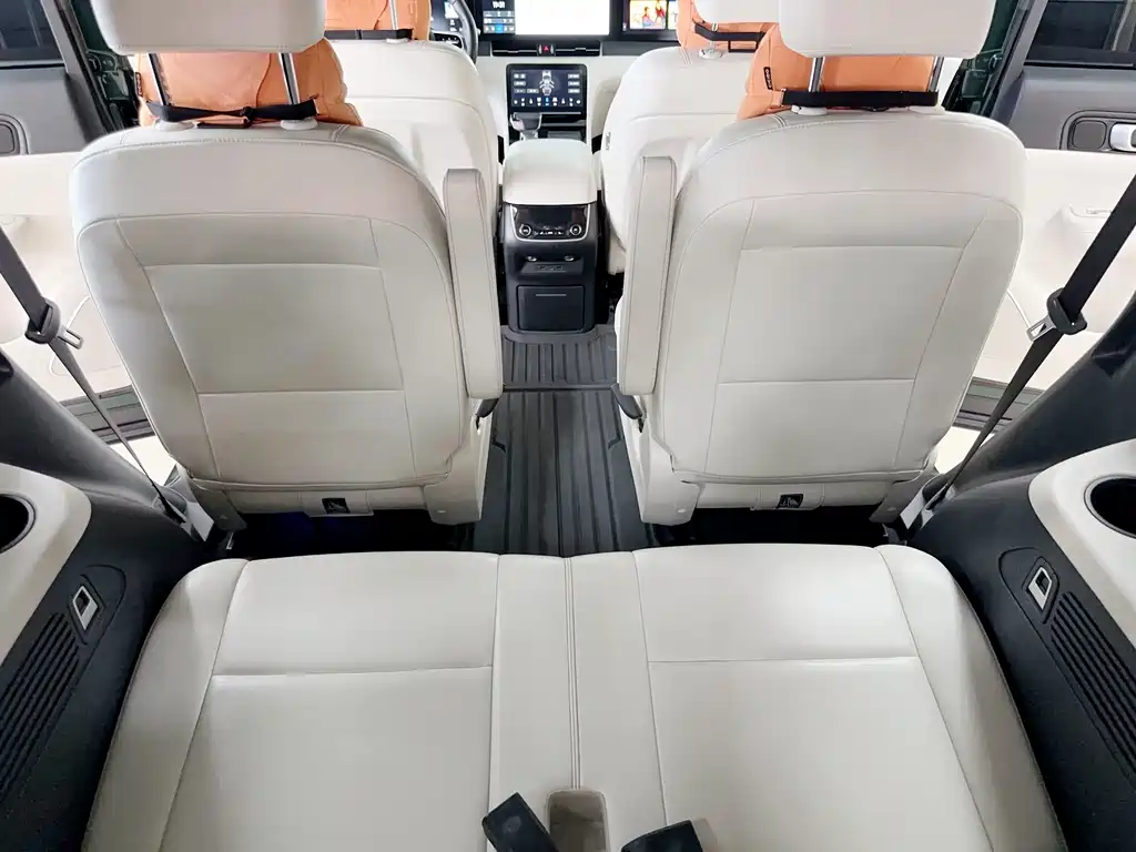 Ideal ONE 2021 extended range 6-seater version купить на сайте DeffCars