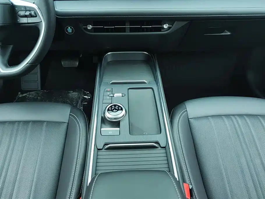 Mondeo 2025 1.5T EcoBoost Luxury купить на сайте DeffCars