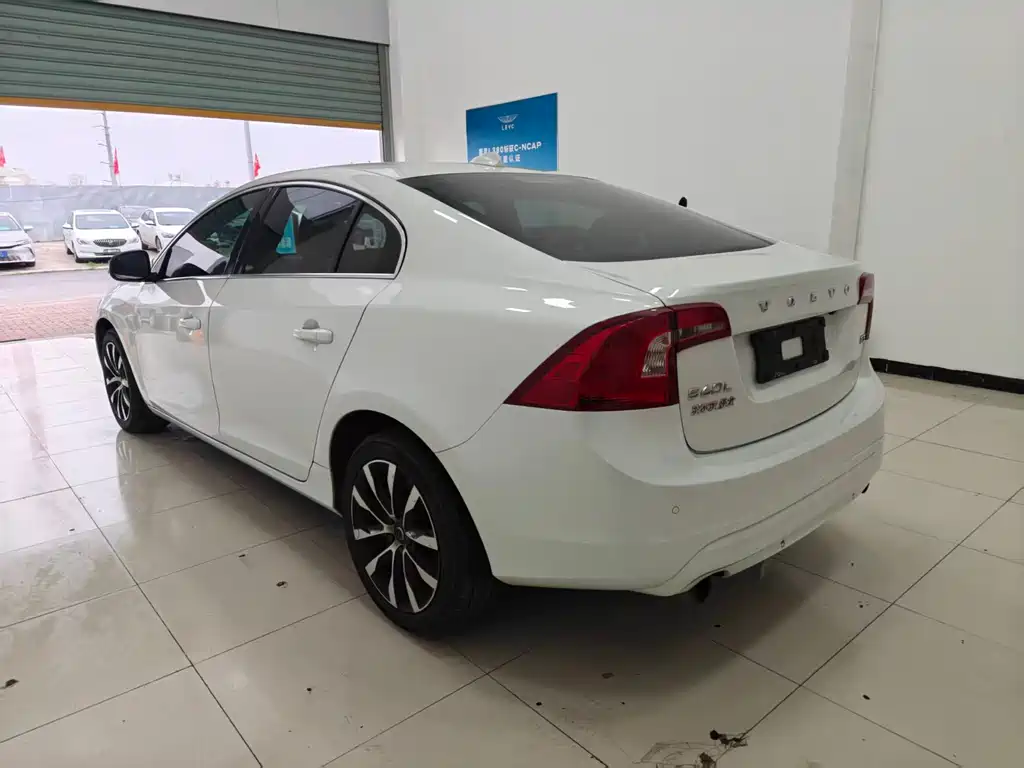 Volvo S60 2019 S60L T3 Smart Edition купить на сайте DeffCars