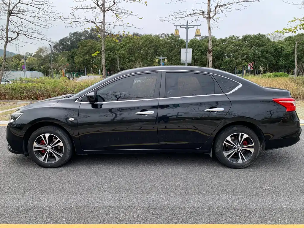 Sylphy 2019 Classic 1.6XE CVT Comfort Edition купить на сайте DeffCars