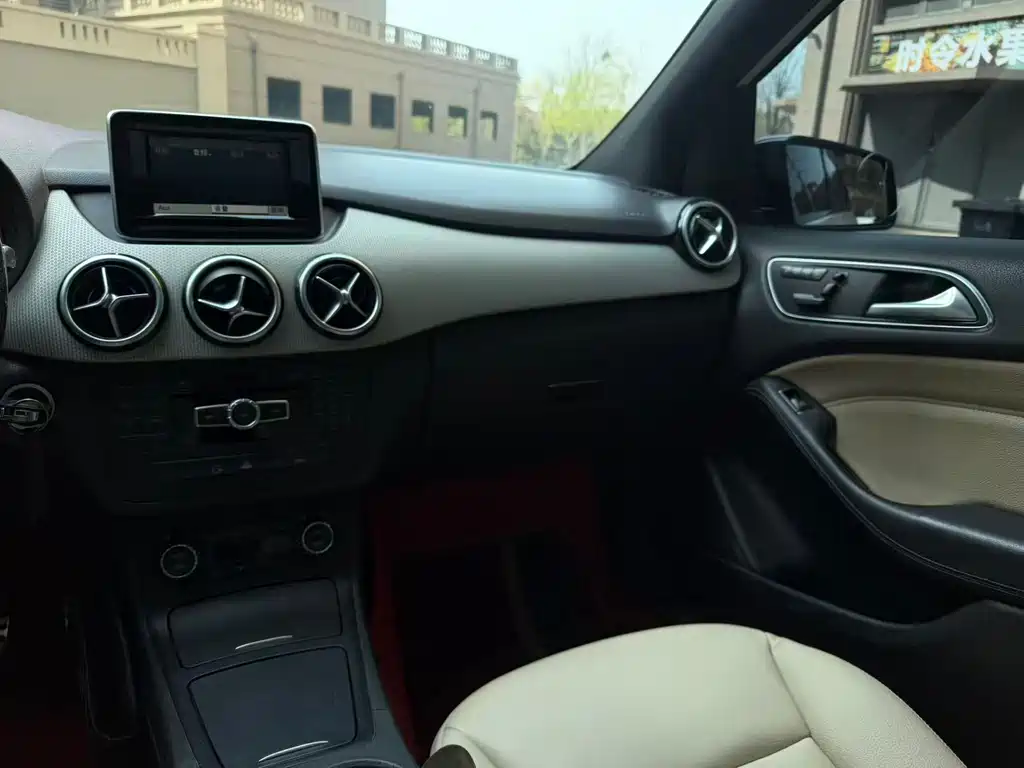 Mercedes-Benz B-Class 2012 B 200 купить на сайте DeffCars