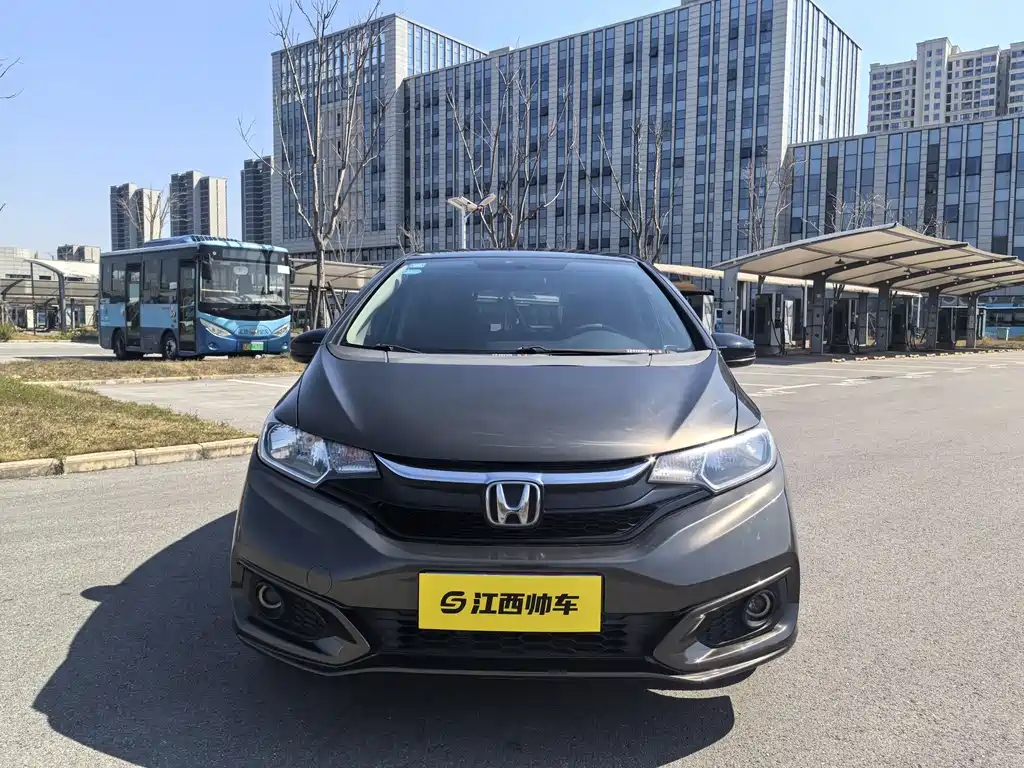 Fit 2018 1.5L CVT Comfort Edition купить на сайте DeffCars