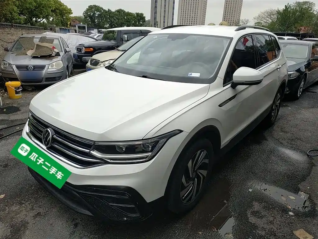 Tiguan L 2022 330TSI automatic two-wheel drive comfort version купить на сайте DeffCars