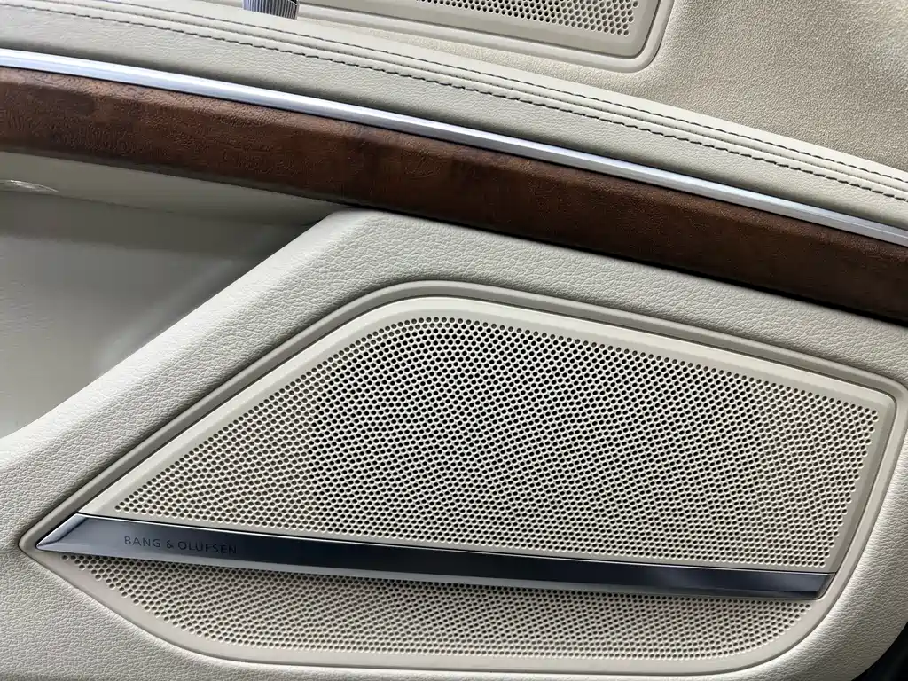 Audi A8 2019 facelift Plus A8L 55 TFSI quattro luxury model купить на сайте DeffCars