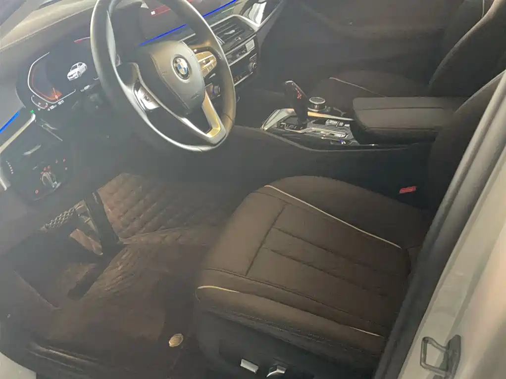 BMW 5 Series 2022 facelift 525Li luxury package купить на сайте DeffCars
