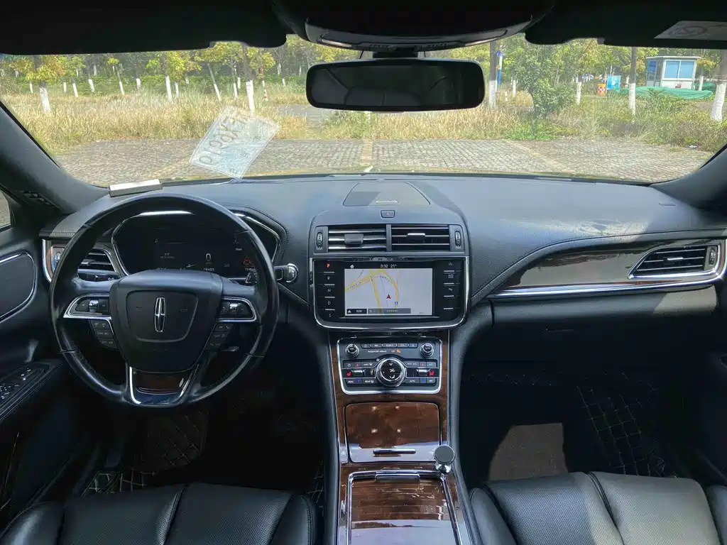 Lincoln Continental 2017 2.0T Two-wheel drive Exclusive Edition купить на сайте DeffCars