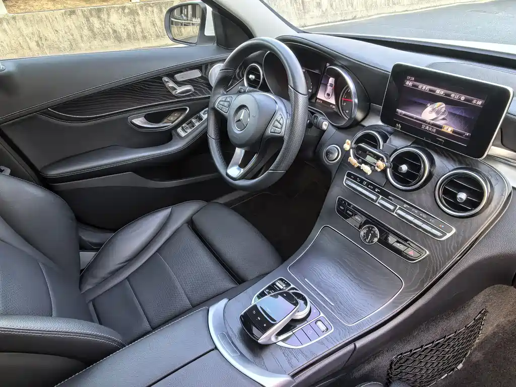 Mercedes-Benz C-Class 2018 C 200 L Sports Edition Achievements Special Edition купить на сайте DeffCars