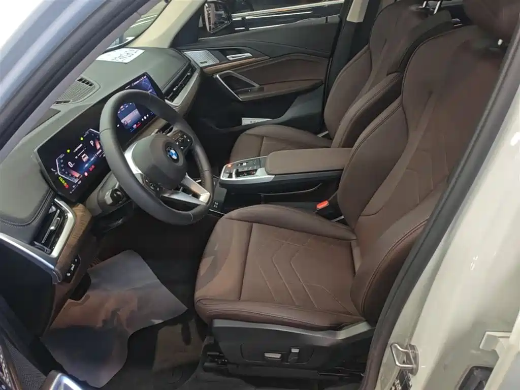 BMW X1 2023 xDrive25Li X Design Package купить на сайте DeffCars