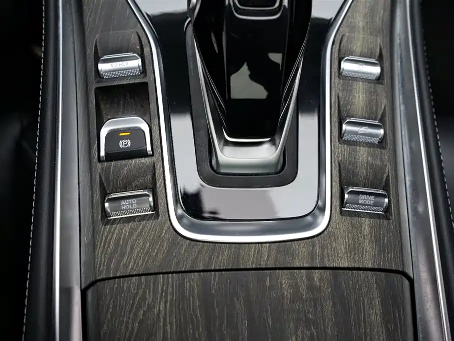 Landian E5 2024 Honor Edition 100KM Premium Type 7 Seats купить на сайте DeffCars