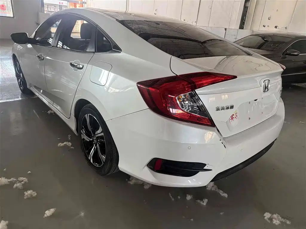 Civic 2016 220TURBO CVT Premium Edition купить на сайте DeffCars