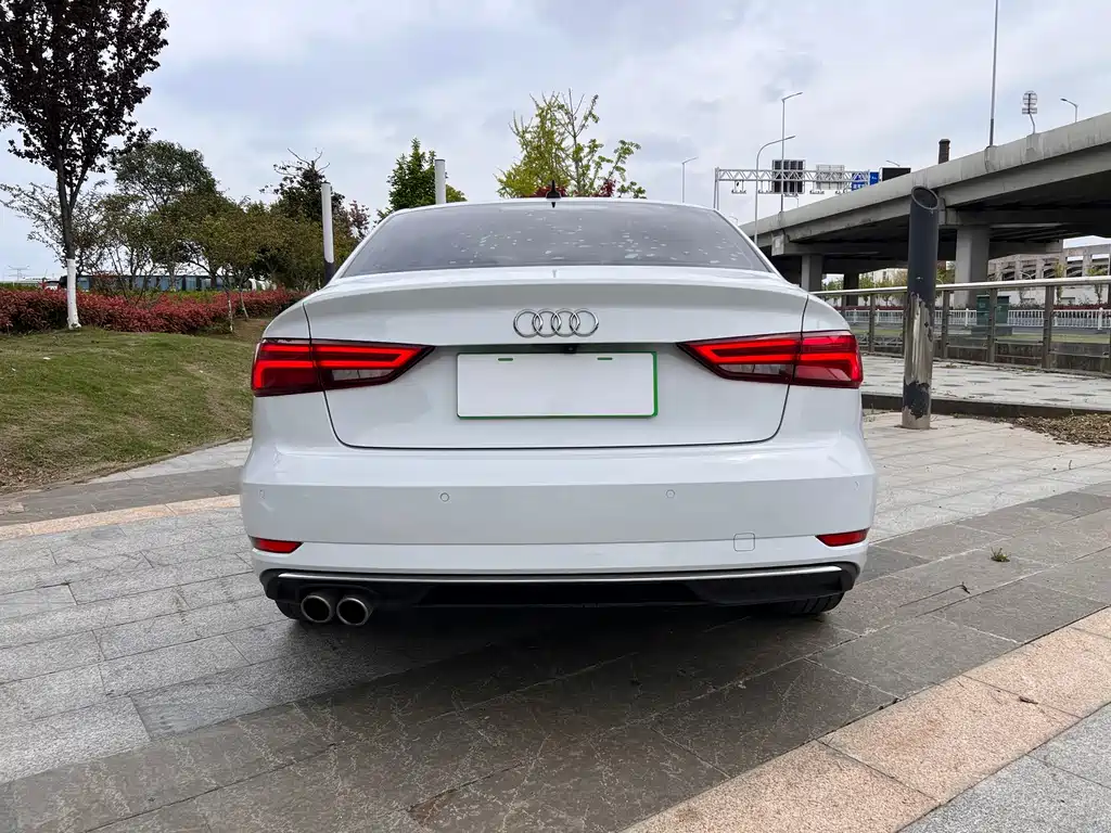 Audi A3 2019 Limousine 35 TFSI Enterprising National VI купить на сайте DeffCars