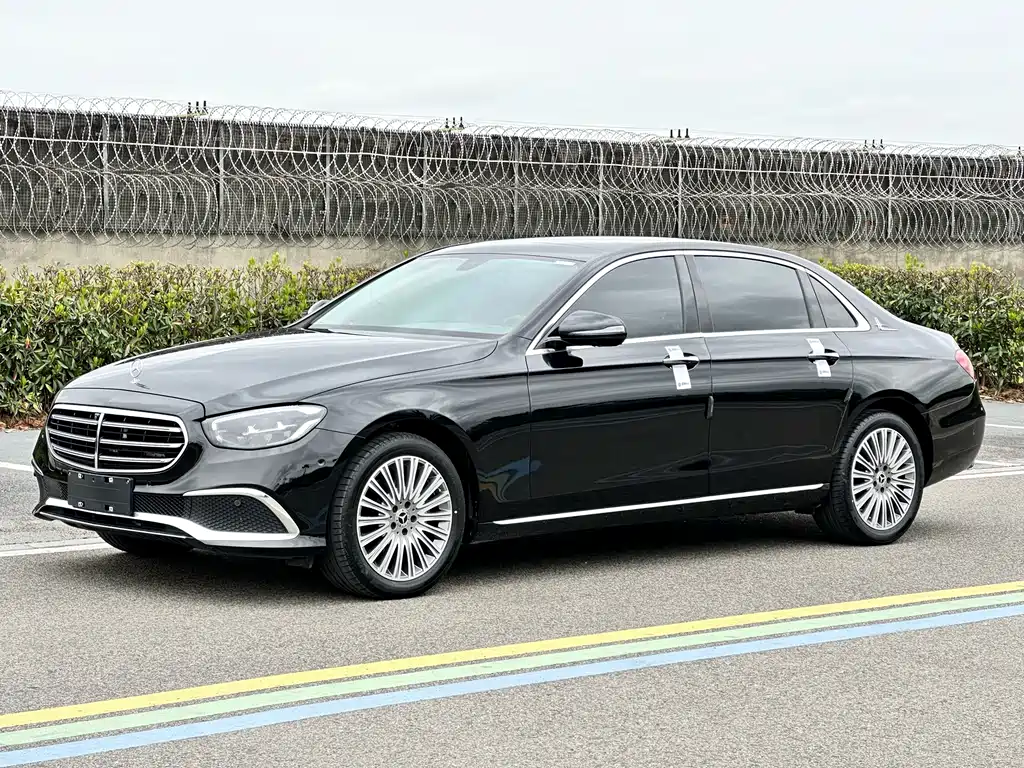 Mercedes-Benz E-Class 2023 E 300 L Luxury Model купить на сайте DeffCars