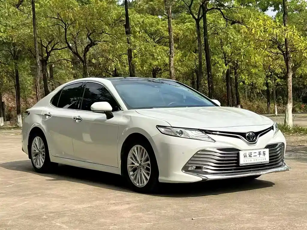 Camry 2019 facelift 2.5G Deluxe Edition купить на сайте DeffCars