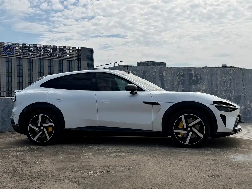 Xiaomi YU7 2025 4WD Max Edition купить на сайте DeffCars