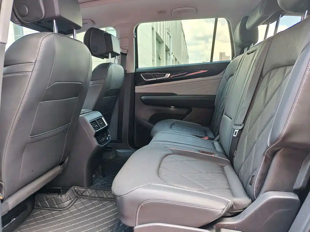 Touron 2024 380TSI four-wheel drive luxury version купить на сайте DeffCars