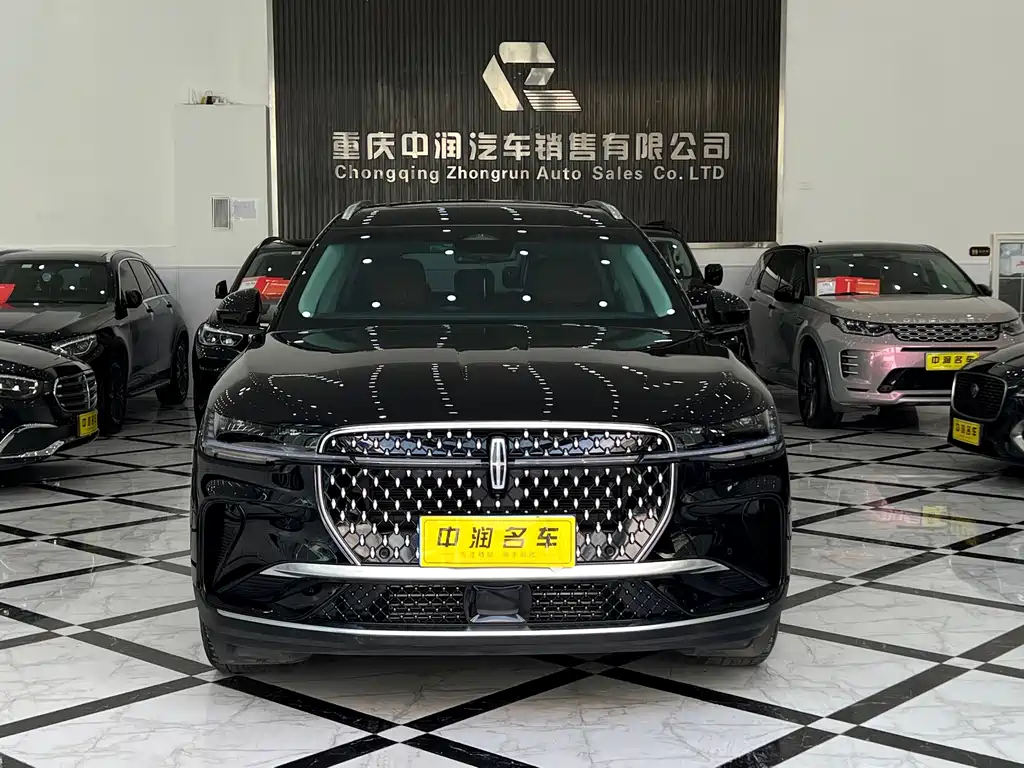 Voyager 2025 2.0T four-wheel drive Zunrui version купить на сайте DeffCars