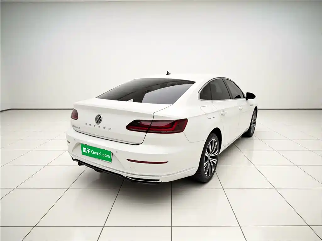 FAW-Volkswagen CC 2020 330TSI Charming Edition National VI купить на сайте DeffCars
