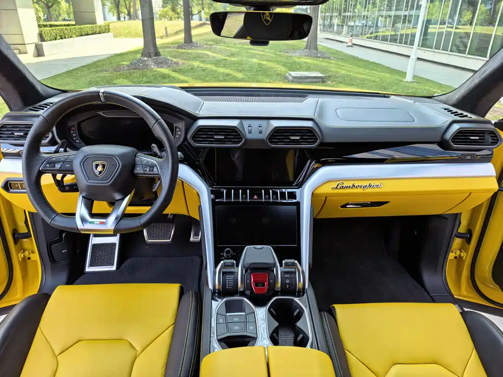 Urus 2021 4.0T V8 купить на сайте DeffCars