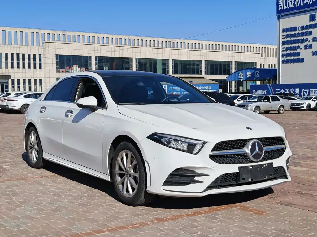 Mercedes-Benz A-Class 2021 A 200 L Sports Sedan Dynamic Type купить на сайте DeffCars