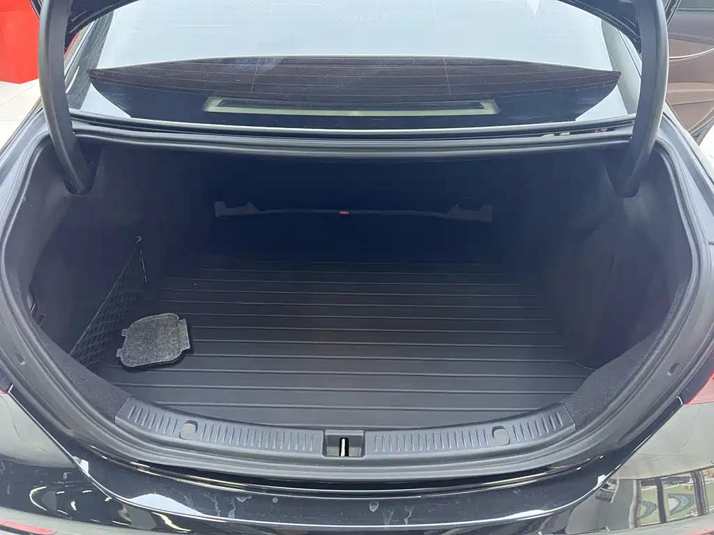 Mercedes-Benz E-Class 2023 facelift E 300 L luxury model купить на сайте DeffCars