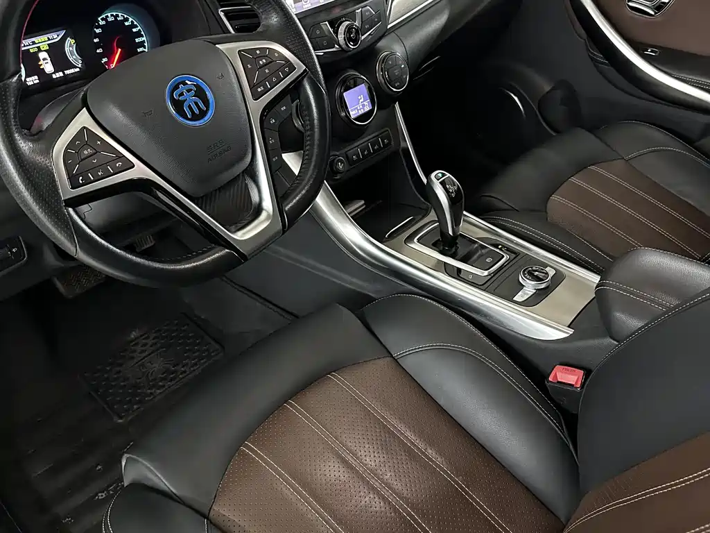 Song New Energy 2017 Song EV300 Premium Model купить на сайте DeffCars