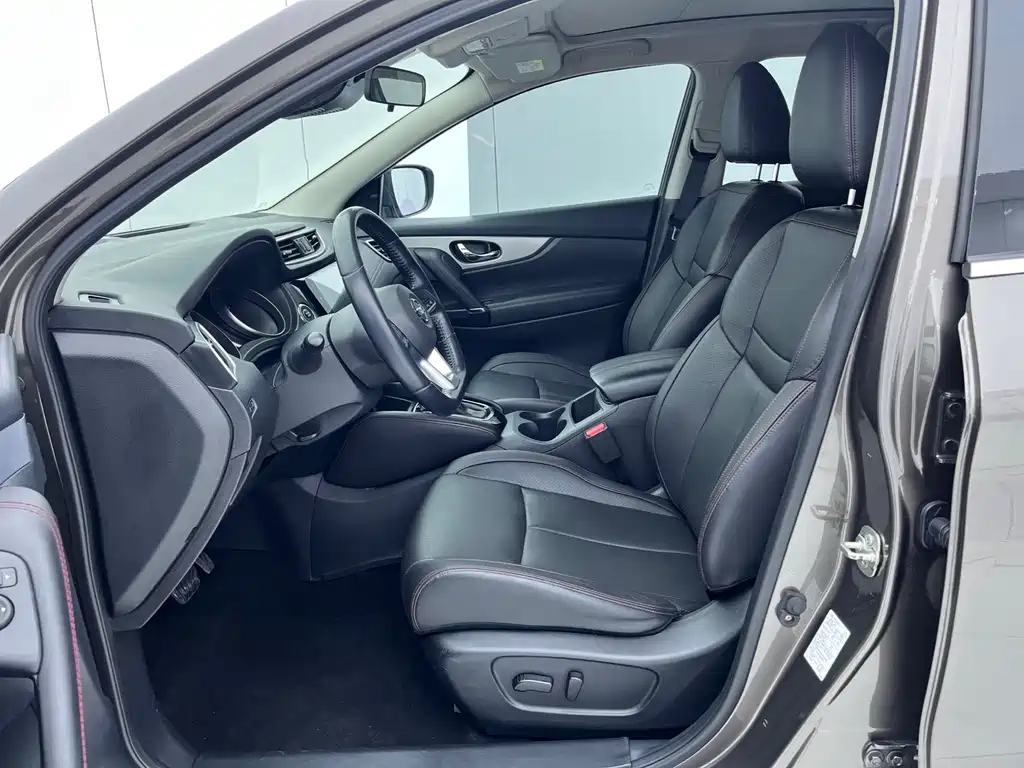 Qashqai 2021 2.0L CVT Deluxe Edition купить на сайте DeffCars