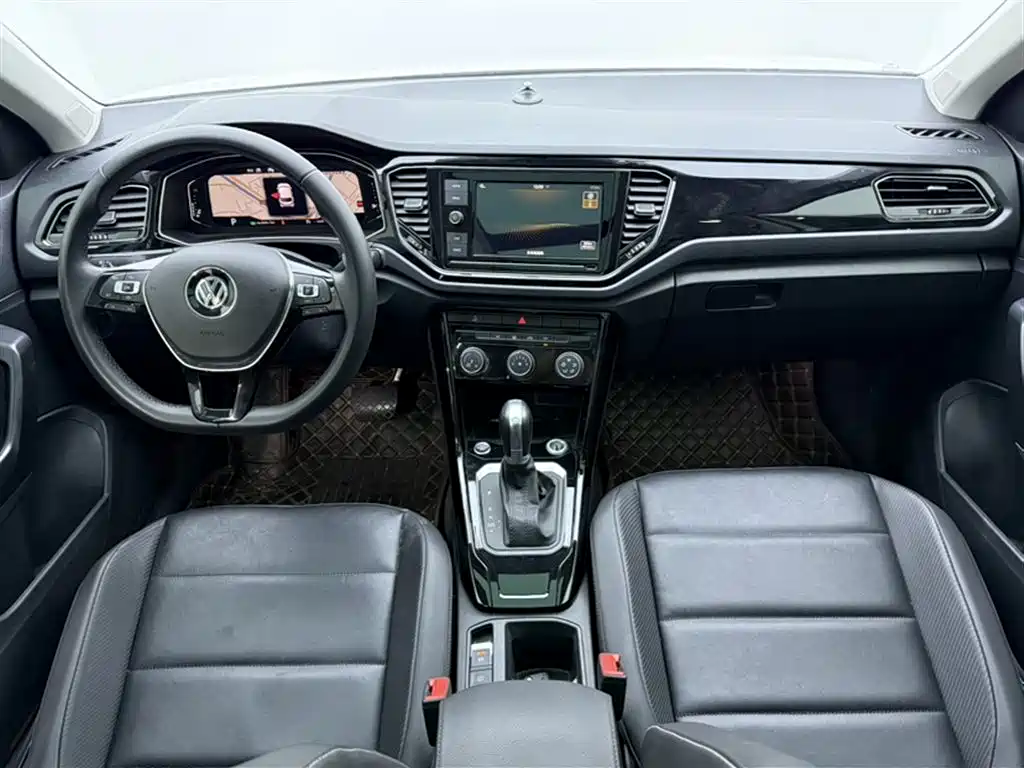 T-ROC 2020 280TSI DSG two-wheel drive comfort model купить на сайте DeffCars