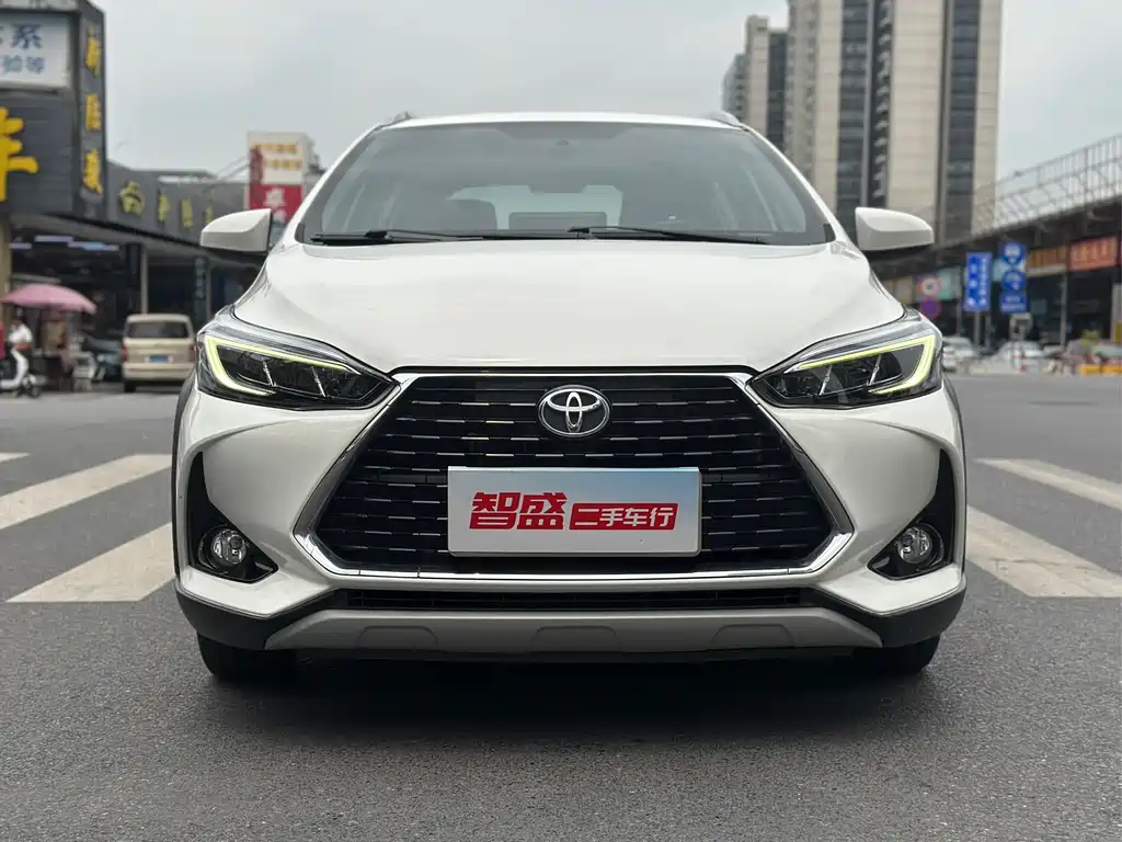 YARiS L Zhixuan 2022 Zhixuan X 1.5L CVT luxury PLUS version купить на сайте DeffCars