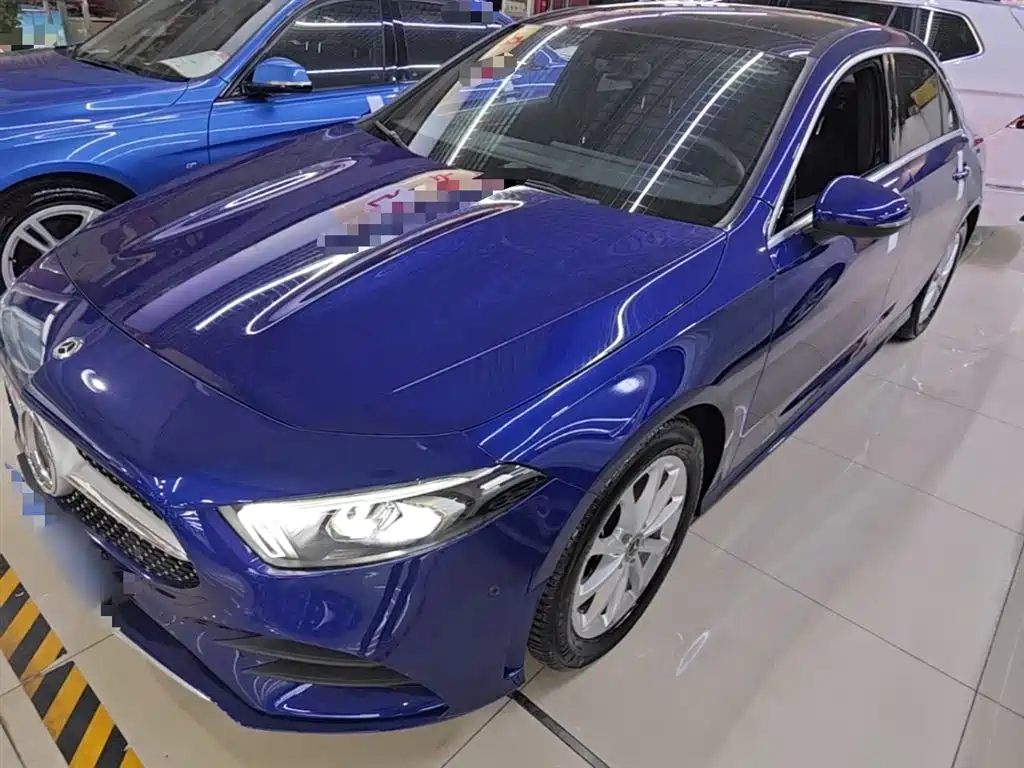 Mercedes-Benz A-Class 2020 Facelift A 200 L Sports Sedan Fashionable купить на сайте DeffCars