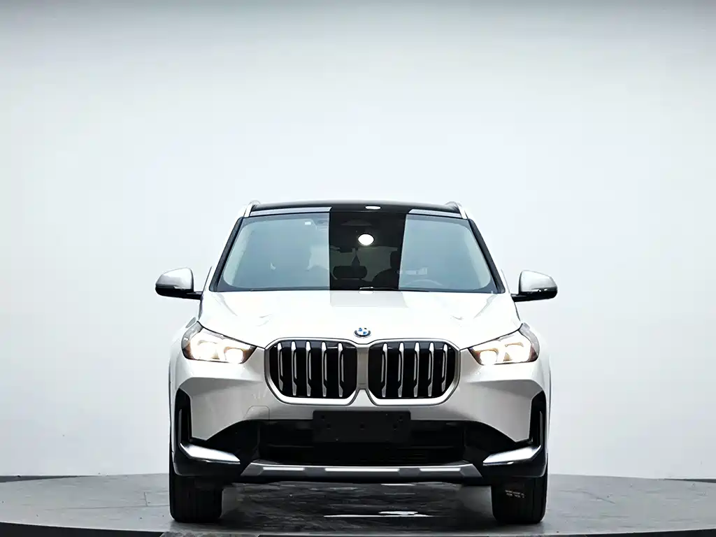 BMW X1 2023 sDrive20Li X Design Package купить на сайте DeffCars