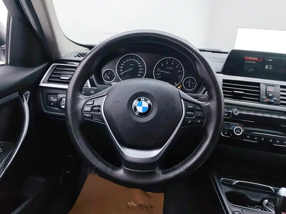 BMW 3 Series 2018 320Li Fashion Model купить на сайте DeffCars
