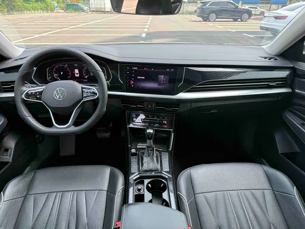 Passat 2022 330TSI Starry Sky Deluxe Edition купить на сайте DeffCars