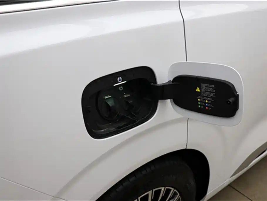 Denza D9 2024 DM-i 980 four-wheel drive flagship model купить на сайте DeffCars