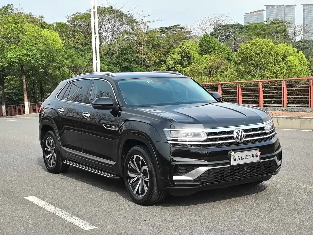 Touron 2020 Touron X 330TSI two-wheel drive luxury version купить на сайте DeffCars