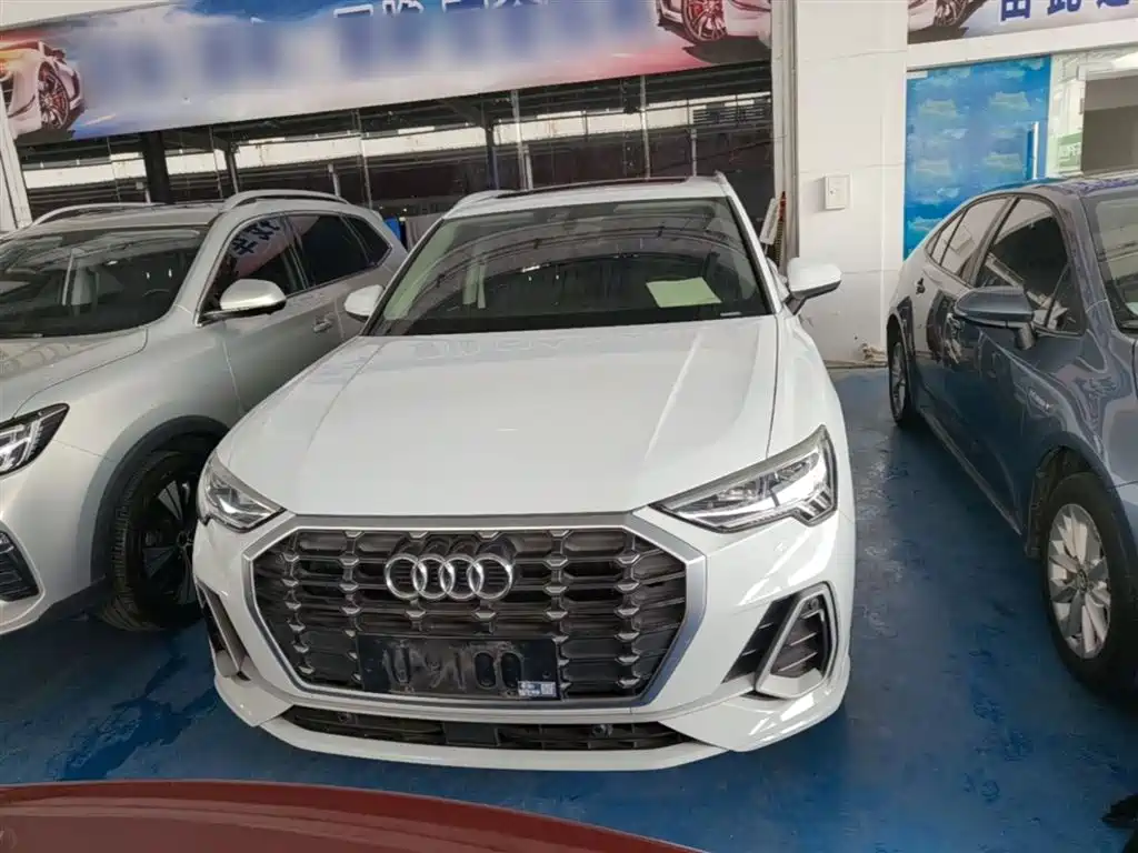 Audi Q3 2021 35 TFSI Fashionable and Dynamic купить на сайте DeffCars