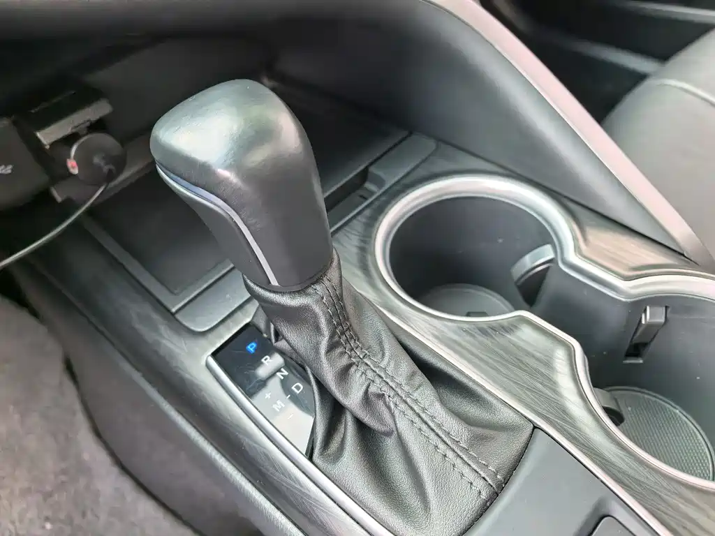 Camry 2021 2.0G Deluxe Edition купить на сайте DeffCars