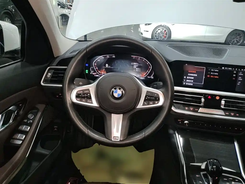 BMW 3 Series 2022 325Li M Sports Package купить на сайте DeffCars