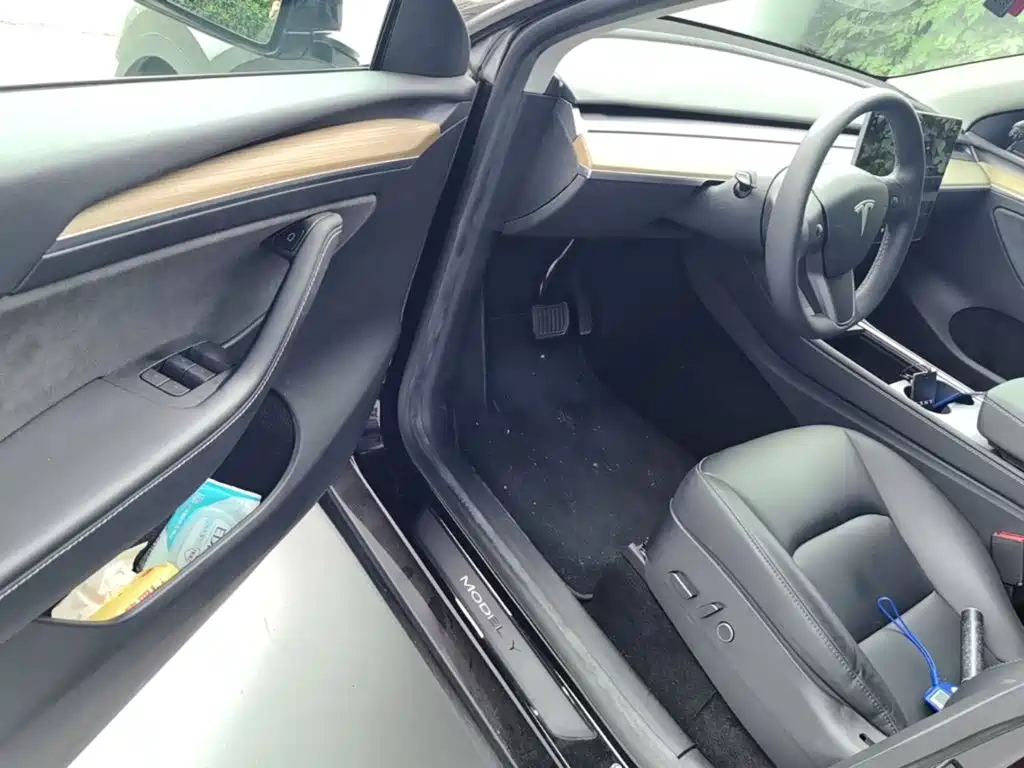 Model Y 2022 rear-wheel drive купить на сайте DeffCars