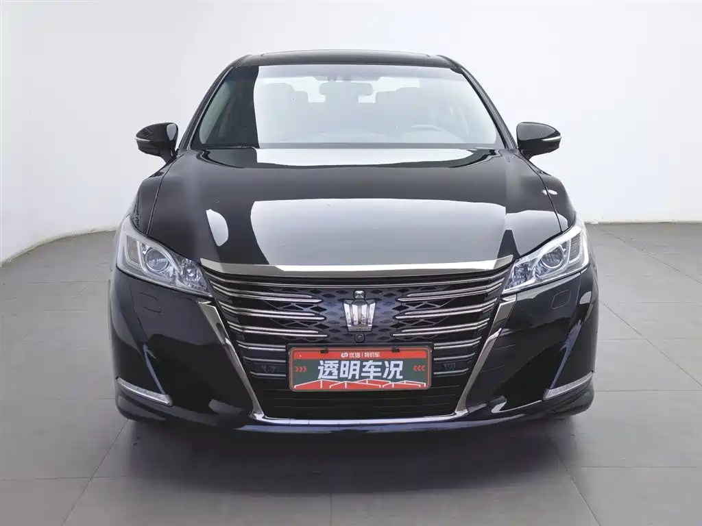 Crown 2018 2.0T Sports Edition купить на сайте DeffCars