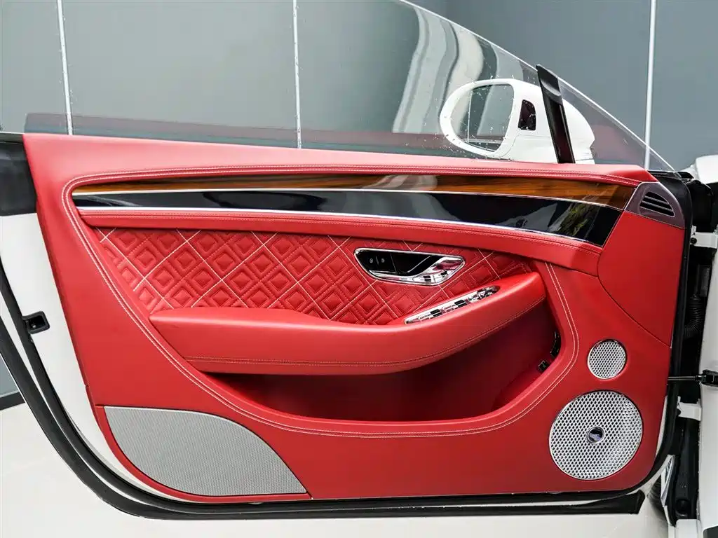 Continental 2020 4.0T GT V8 купить на сайте DeffCars