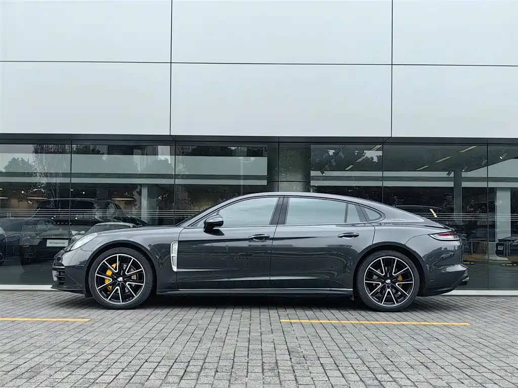 Panamera 2022 Panamera Executive Extended Edition 2.9T купить на сайте DeffCars