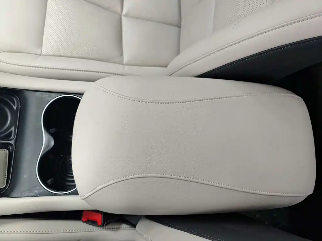 Zhiji LS6 2023 Max Standard Edition купить на сайте DeffCars