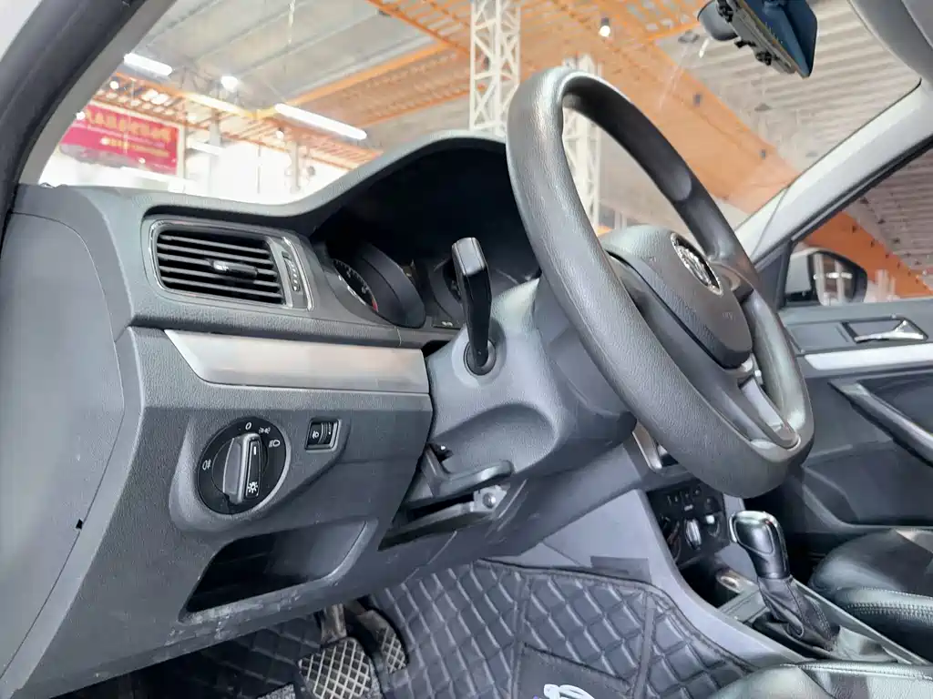 Lavida 2017 1.6L automatic fashion version купить на сайте DeffCars