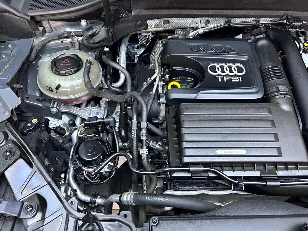 Audi Q2L 2021 35 TFSI fashionable and dynamic купить на сайте DeffCars