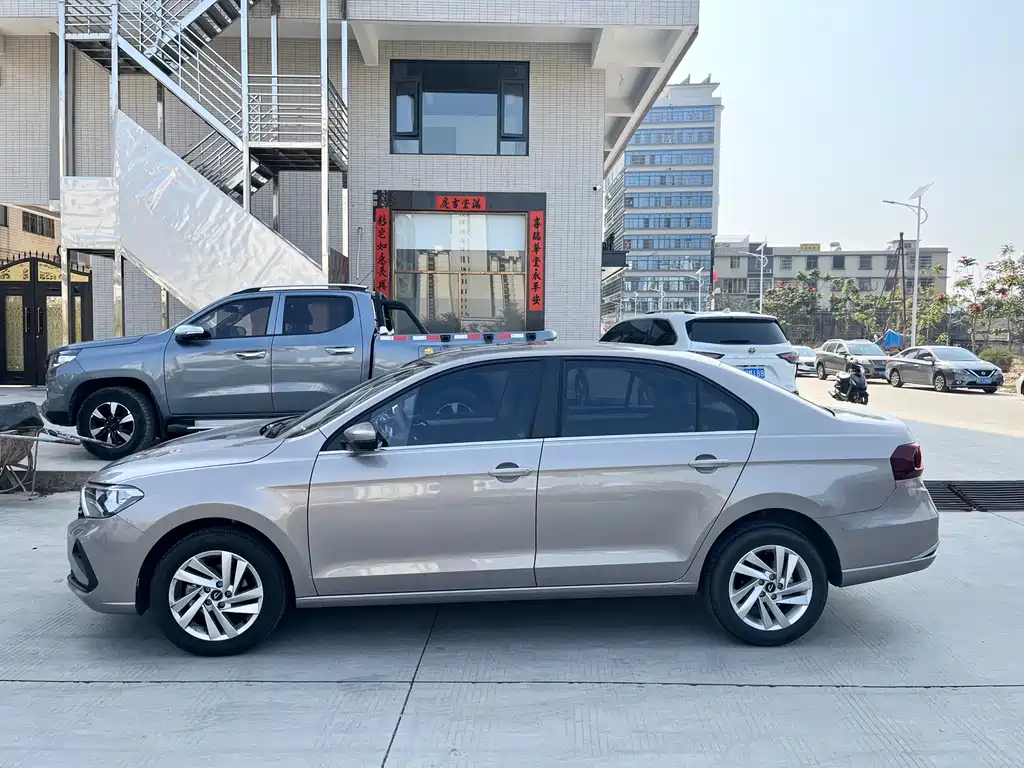 Jetta VA3 2021 1.5L Manual Enjoy Edition купить на сайте DeffCars